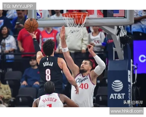 勇士与快船激战四月二十八季后赛巅峰对决精彩回顾与分析