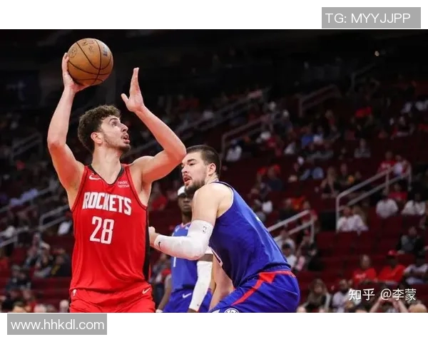 快船与火箭激战20号赛场谁能在西部争夺战中占得先机