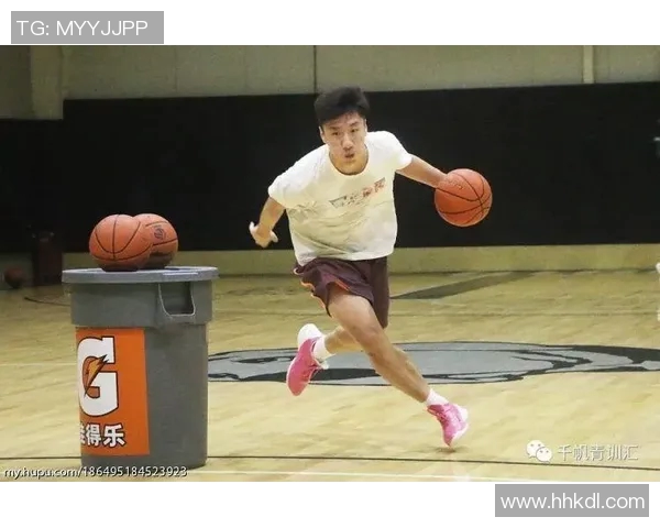 韩硕:从篮球场到商业舞台的全能转型之路与成功秘诀解析 韩硕:从篮球场到商业舞台的全能转型之路与成功秘诀解析