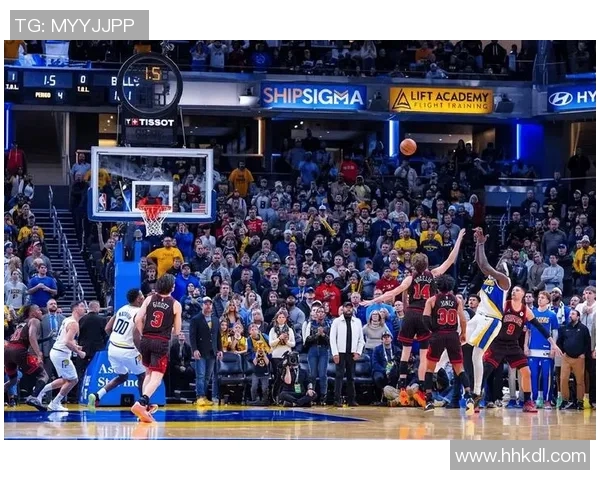 公牛队与步行者队激战正酣谁能在这场对决中笑到最后 公牛队与步行者队激战正酣谁能在这场对决中笑到最后