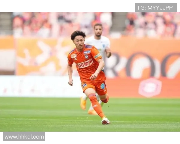 福冈黄蜂迎战新泻天鹅争夺联赛关键三分之战