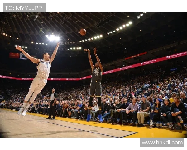 2017年勇士与小牛精彩对决全场回放重温经典瞬间与赛场激情