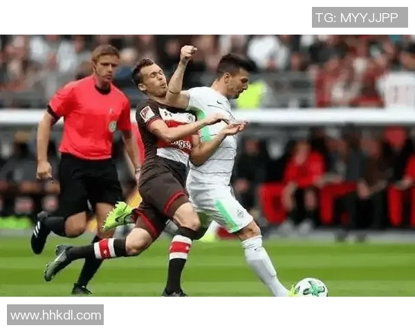 科特布斯迎战汉堡激战在即球迷期待精彩对决与精彩进球 科特布斯迎战汉堡激战在即球迷期待精彩对决与精彩进球