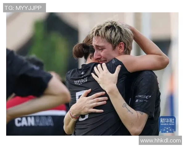 成都飞盘队在世界街舞大赛中以94分领先其他队伍展现强劲实力